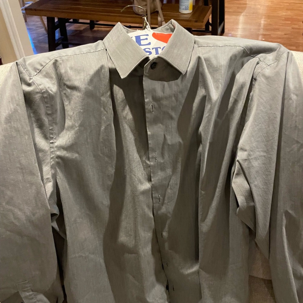 J Ferrar dress shirt. Great condition.